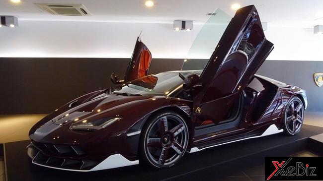 Lamborghini Centenario khoác bộ cánh màu đỏ rượu “độc quyền” 02