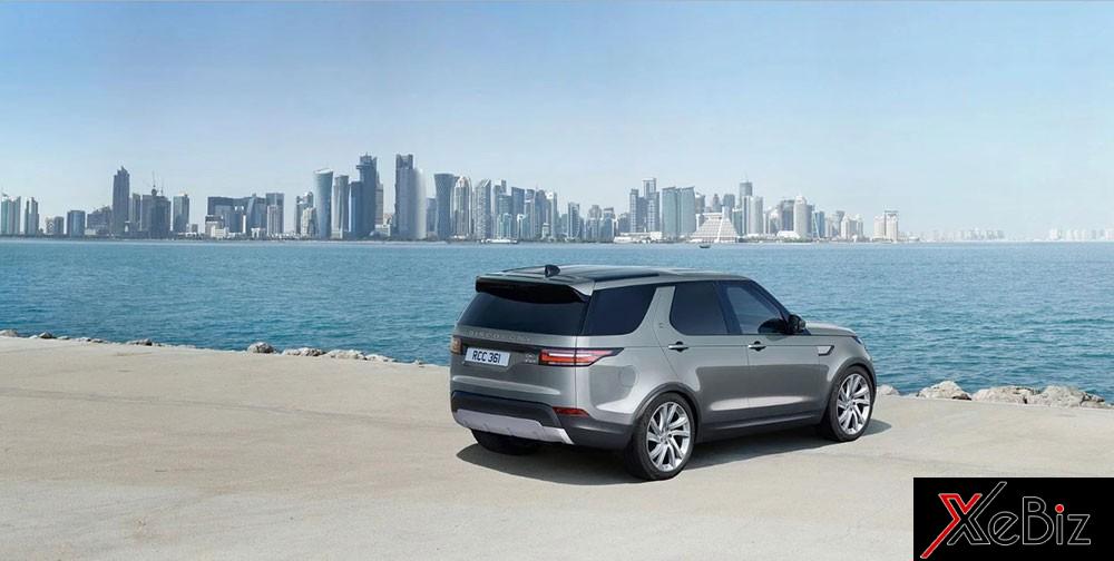 Ngoài động cơ mới, Land Rover Discovery 2019 còn có thêm tính năng an toàn