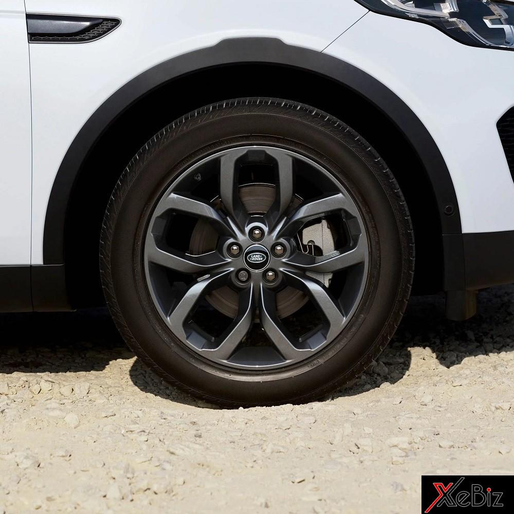 Bộ vành 19 inch màu xám đậm của Land Rover Discovery Sport Landmark 2018 Bộ vành 19 inch màu xám đậm của Land Rover Discovery Sport Landmark 2018