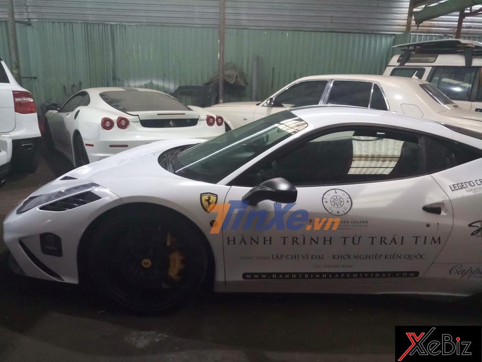 Ngoại thất của chiếc&nbsp;Ferrari 458 Speciale cũng tiết lộ thông điêp mà hành trình siêu xe&nbsp;do Chủ tịch Trung Nguyên tự tổ chức muốn&nbsp;gửi&nbsp;gắm