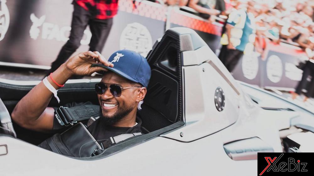 Nam ca sĩ rất thích thú với chiếc siêu xe có 1 chỗ ngồi này