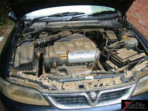 Xe ngập nước có thể phát sinh chi phí lớn Xe ngập nước có thể phát sinh chi phí lớn 1