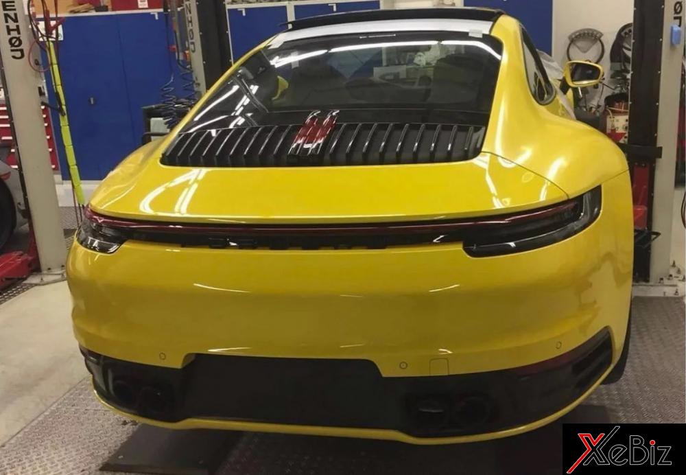 Hình ảnh rò rỉ đầu tiên của Porsche 911 2019