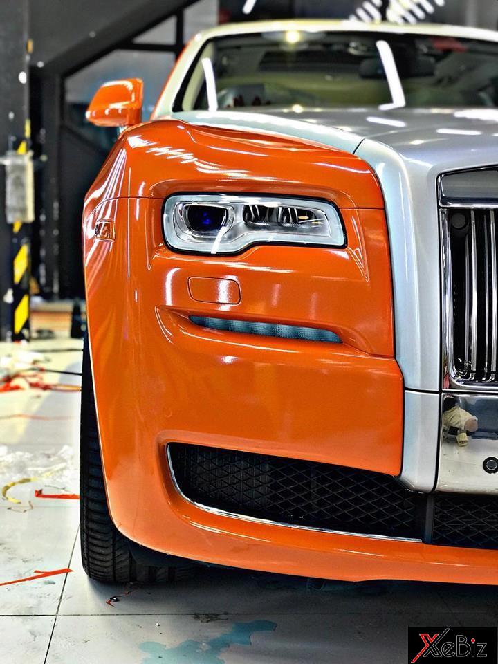 Ngoại thất xe được thay áo sang màu cam bóng nổi bần bật