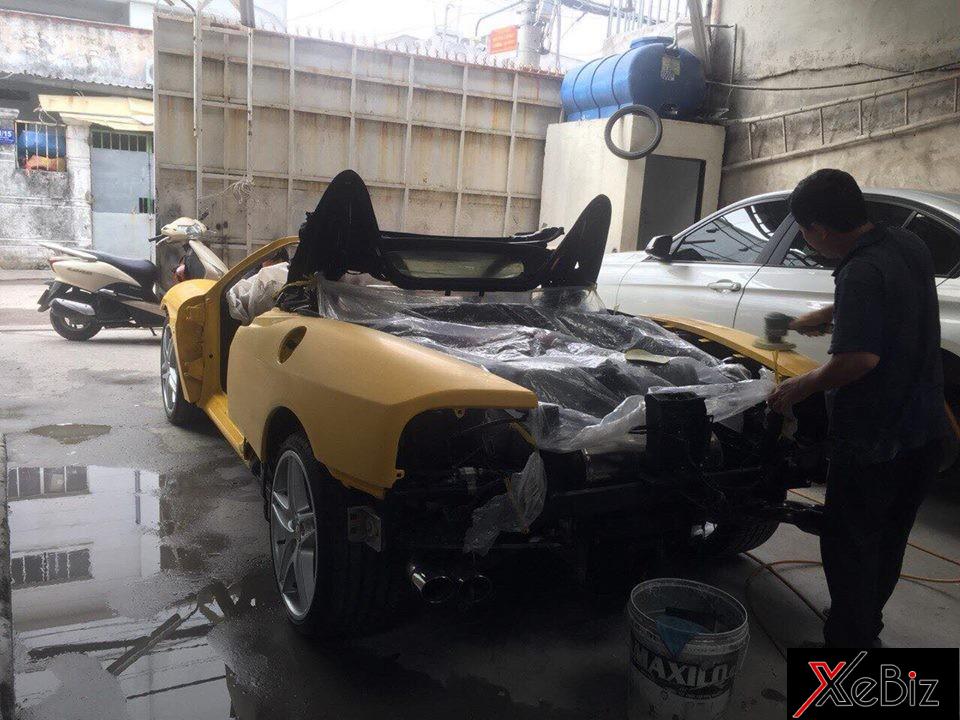 Siêu xe mui trần Ferrari 360 Spider đang được thợ Sài thành gấp rút hoàn thành
