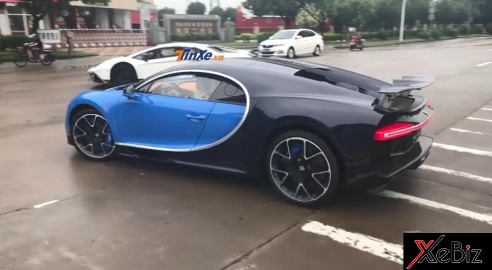 Bugatti Chiron và Lamborghini Aventador đã được độ lại body kit cũng như ống xả độ trước màn đua tốc độ trên đường phố
