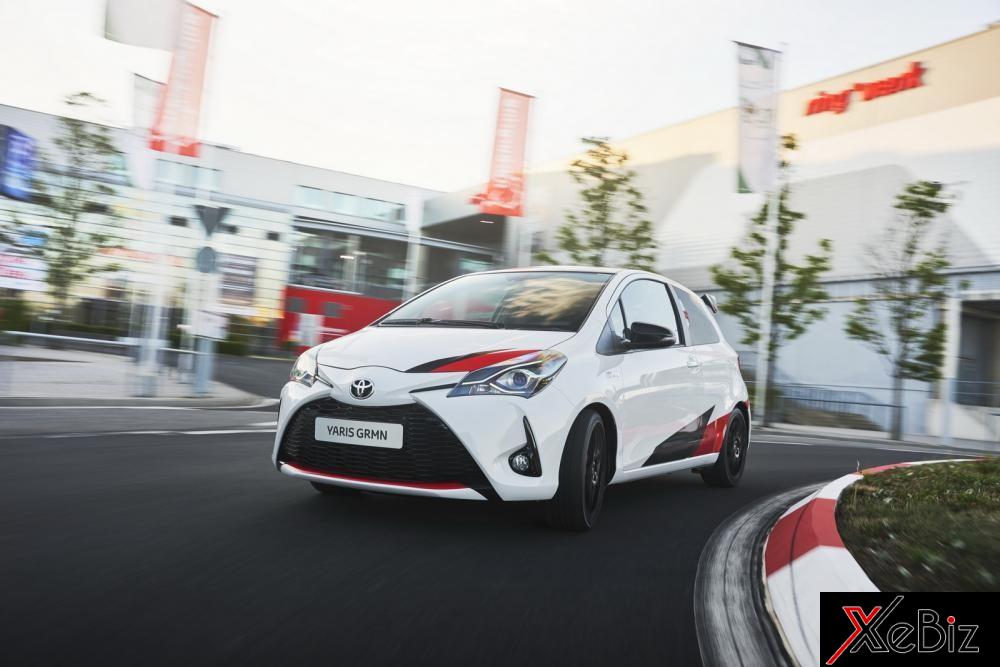 Toyota Yaris GRMN trên đường thử Toyota Yaris GRMN trên đường thử.
