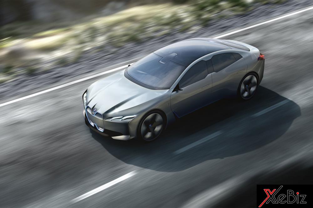 BMW iVision Dynamics trên đường chạy 02