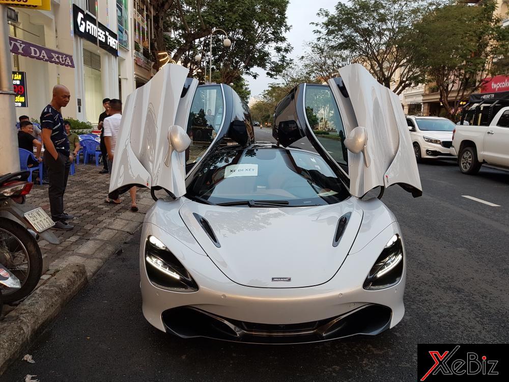 Siêu xe McLaren 720S đầu tiên cập bến Việt Nam đã xuất hiện trên phố