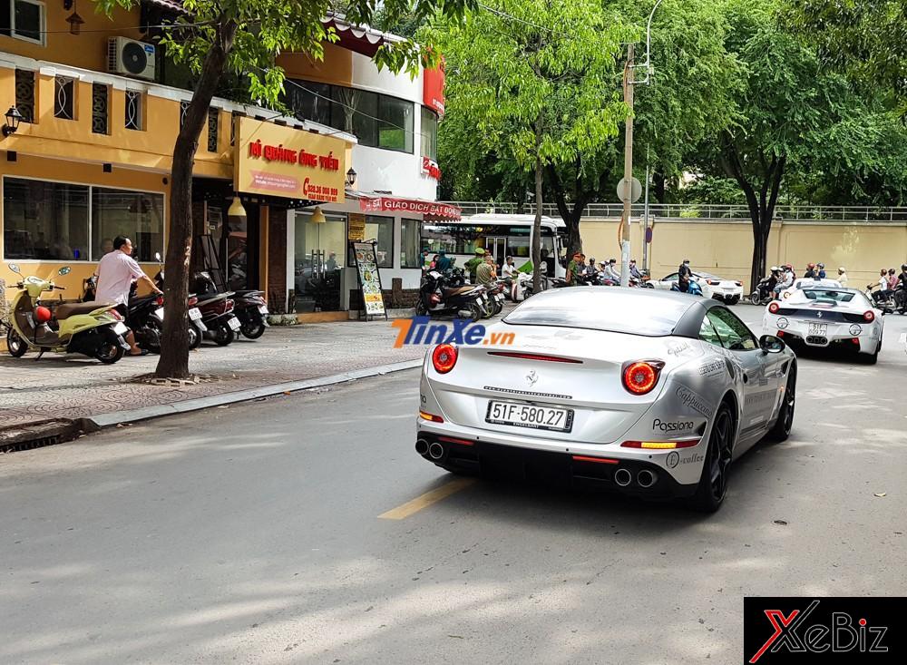 California T là siêu xe mui trần Ferrari thứ 2 có mặt trong đoàn xế khủng tham gia hành trình xuyên Việt của Chủ tịch Trung Nguyên California T là siêu xe mui trần Ferrari thứ 2 có mặt trong đoàn xế khủng tham gia hành trình xuyên Việt của Chủ tịch Trung Nguyên