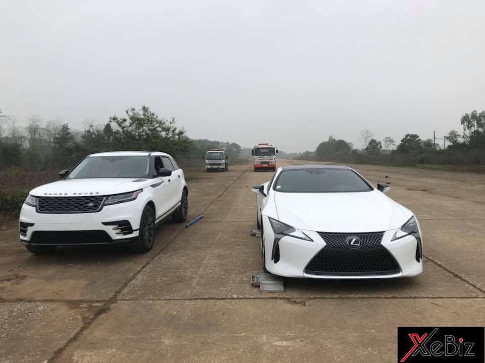 Lexus LC 500h 2018 màu trắng độc nhất Việt Nam xuất hiện tại sân bay Hòa Lạc