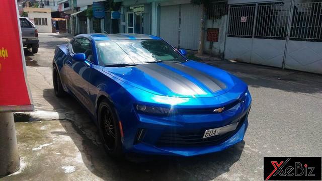 Chevrolet Camaro 2017 khoe “áo mới” trên đường phố Sài Gòn 03
