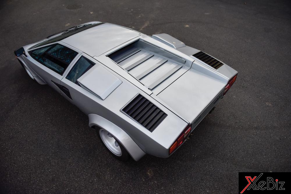 Để giới thiệu về chiếc Lamborghini Countach LP400 S Series II này, hãng đấu giá RMSothebys đã dùng từ hoàn hảo và cực kỳ hiếm có trên thế giới.