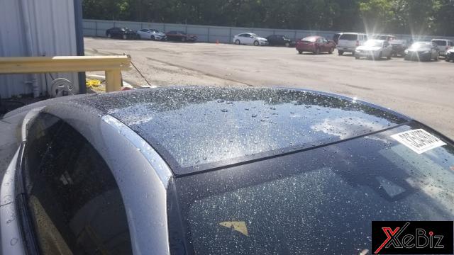 Nóc của chiếc Lexus LC500