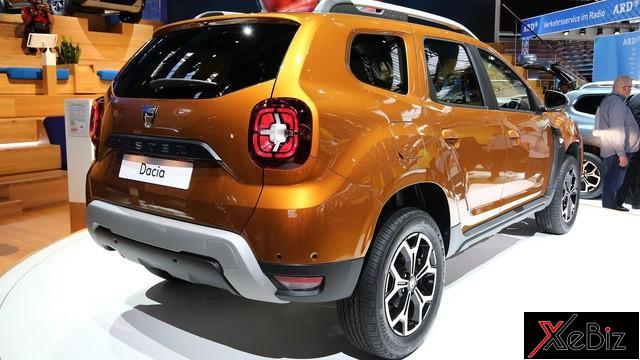 đuôi xe Dacia Duster 2018 đuôi xe Dacia Duster 2018 3