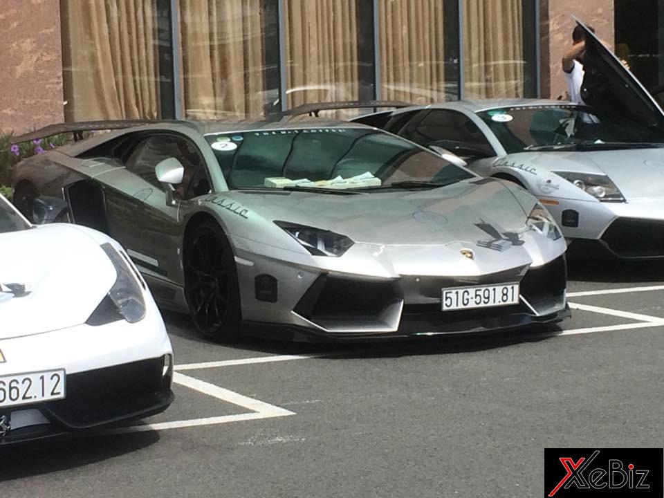 Chiếc Lamborghini Aventador LP700-4 này được trang bị gói độ body kit DMC độc nhất Việt Nam