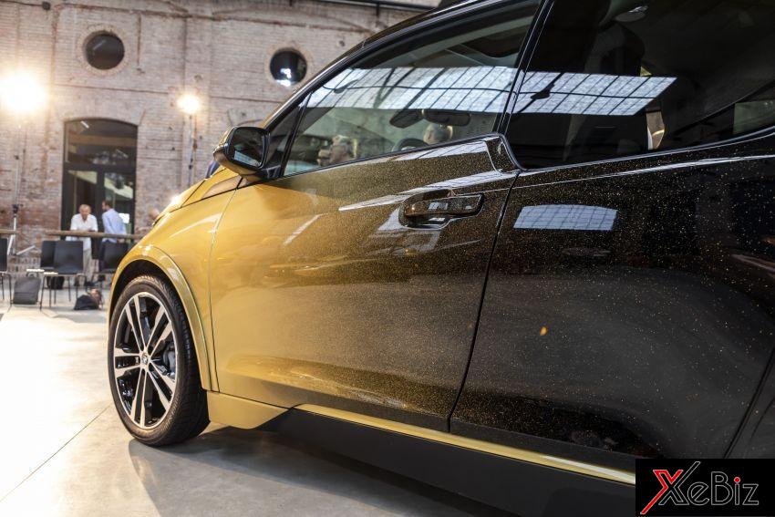 Màu sơn ấn tượng của BMW i3 Starlight Edition Màu sơn ấn tượng của BMW i3 Starlight Edition