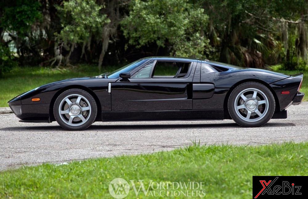 Chiếc Ford GT thế hệ cũ chuẩn bị được đem đi đấu giá vào thứ bảy này có số thứ tự 04 Chiếc Ford GT thế hệ cũ chuẩn bị được đem đi đấu giá vào thứ bảy này có số thứ tự 04