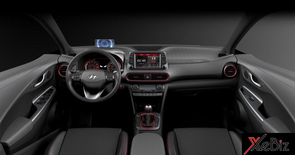 Nội thất khoang lái của Kona Iron Man Edition