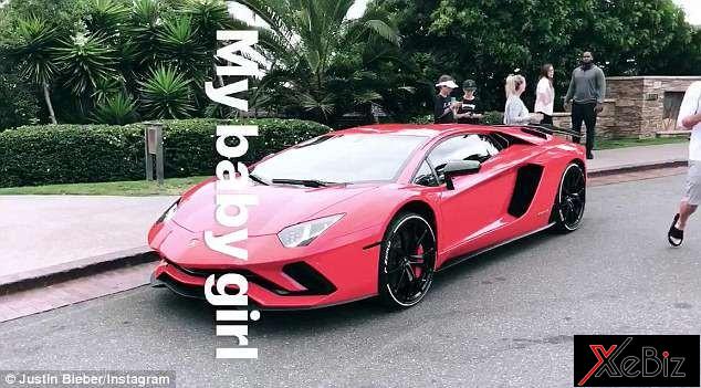Justin Bieber âu yếm gọi chiếc siêu xe mới của mình là bé cưng Justin Bieber âu yếm gọi chiếc siêu xe mới của mình là bé cưng