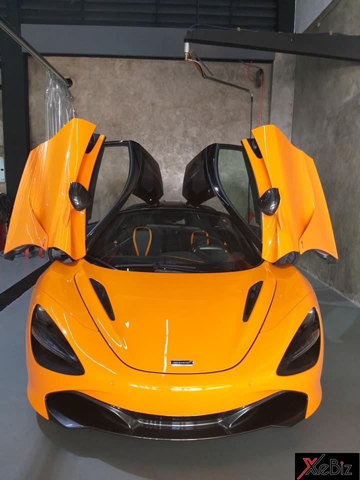 Vẻ đẹp của siêu xe McLaren 720S màu cam khi tung cánh