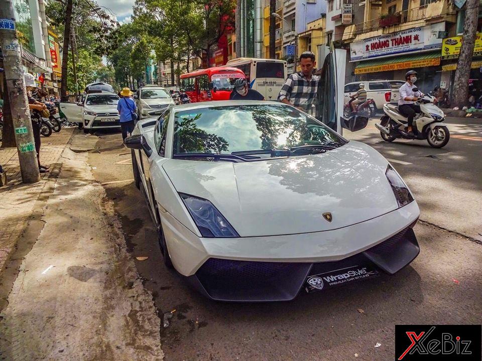 Lamborghini Gallardo SE&nbsp;độ body kit của phiên bản&nbsp;Gallardo LP570-4 Superleggera và còn trang bị cửa cắt kéo