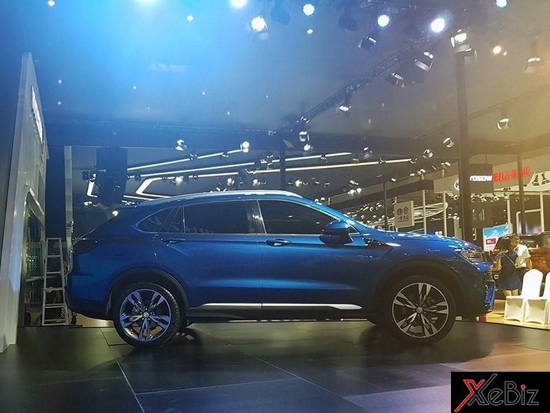 Thiết kế sườn xe và bộ vành la-zăng của Huansu C60 cũng giống Lamborghini Urus Thiết kế sườn xe và bộ vành la-zăng của Huansu C60 cũng giống Lamborghini Urus