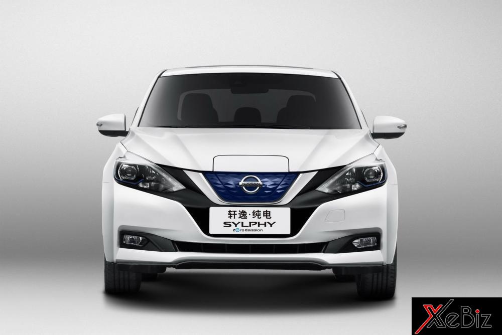 Phần đầu xe của mẫu xe Nissan Sylphy mới