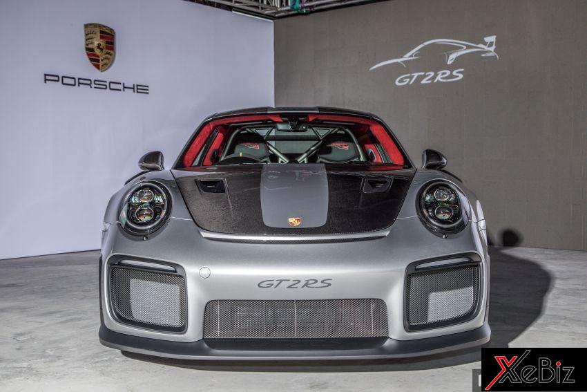 Porsche 911 GT2 RS là phiên bản mạnh nhất của dòng 911