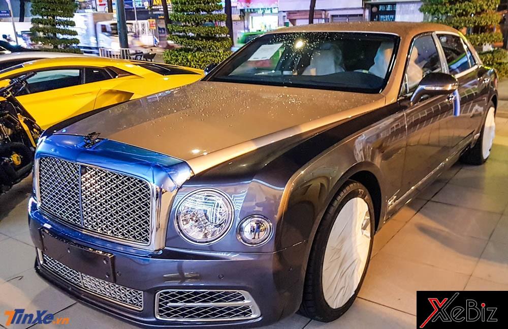 Chiếc xe siêu sang này được phân phối chính hãng. Đây cũng là cách doanh nhân quận 12 đã chọn mua siêu xe Lamborghini Aventador S LP740-4 Chiếc xe siêu sang này được phân phối chính hãng. Đây cũng là cách doanh nhân quận 12 đã chọn mua siêu xe Lamborghini Aventador S LP740-4