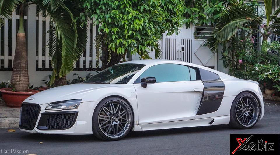 Hiện siêu xe Audi R8 với gói độ hơn 1,5 tỷ Đồng đang cư trú tại một khu đô thị cao cấp Phú Mỹ Hưng