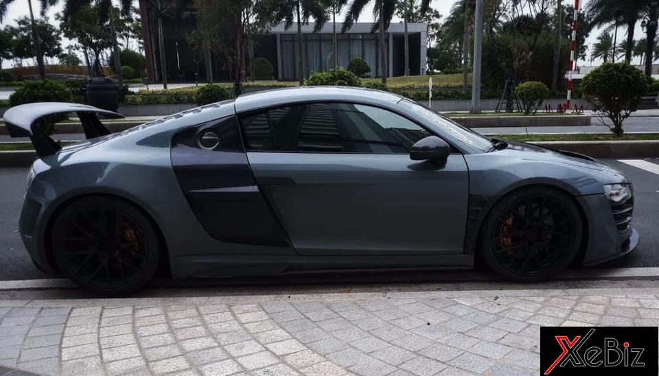 Siêu xe Audi R8 đời cũ này được chủ nhân bộ body kit thân rộng của Prior Design