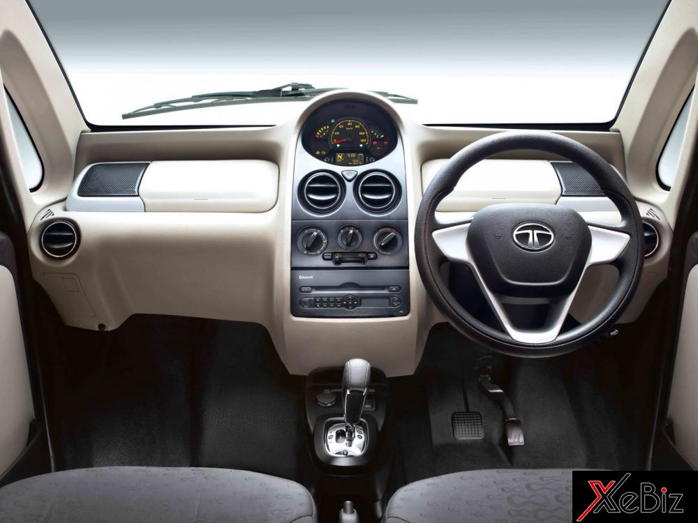 Nội thất khoang lái của Tata&nbsp;Nano GenX