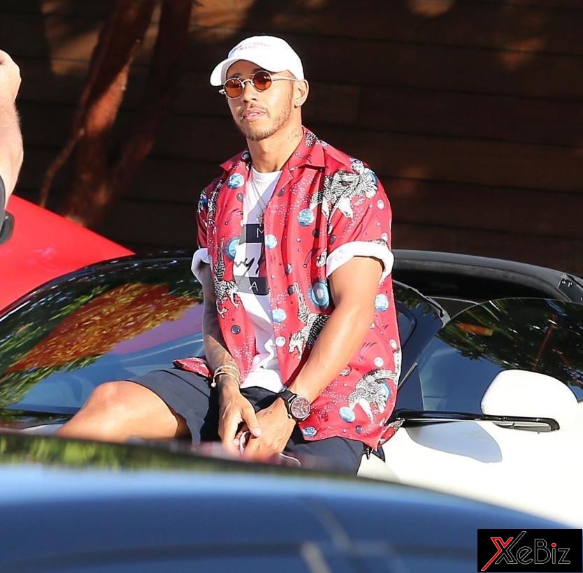 Lewis Hamilton là 1 trong 200 khách hàng trên thế giới sở hữu Ferrari LaFerrari Aperta