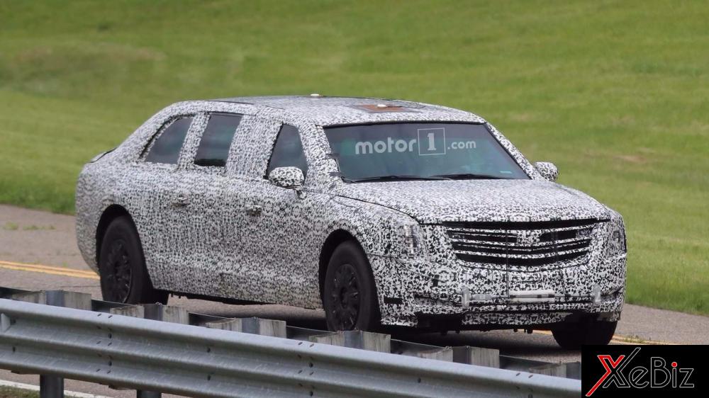 Chiếc limousine mới của ông Trump chạy trên đường thử