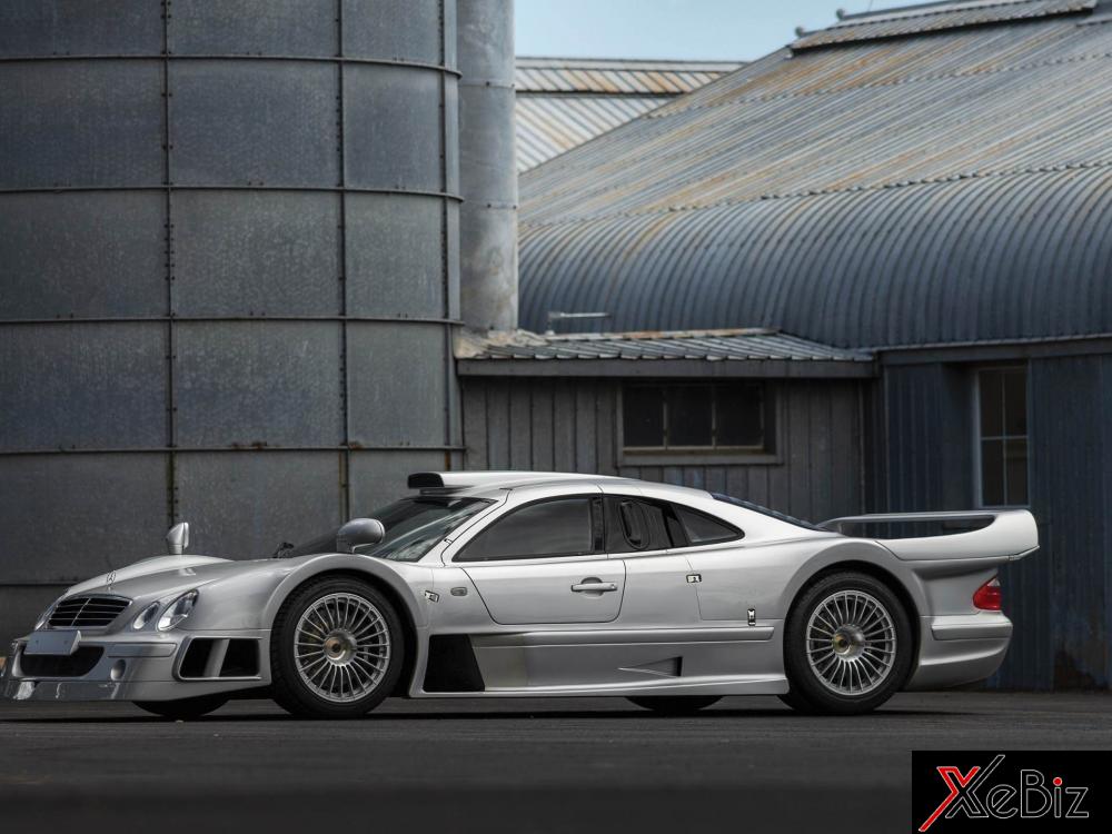 Tại thời điểm đó, sách kỷ lục Guinness cũng ghi nhận đây là siêu xe có giá bán đắt nhất thế giới.