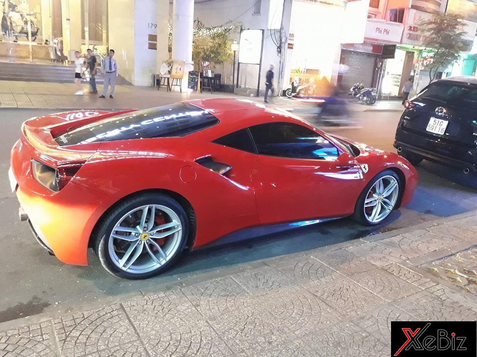 Ferrari 488 GTB sẽ cùng Tuấn Hưng tham dự vào buổi phượt vào sáng nay Ferrari 488 GTB sẽ cùng Tuấn Hưng tham dự vào buổi phượt vào sáng nay