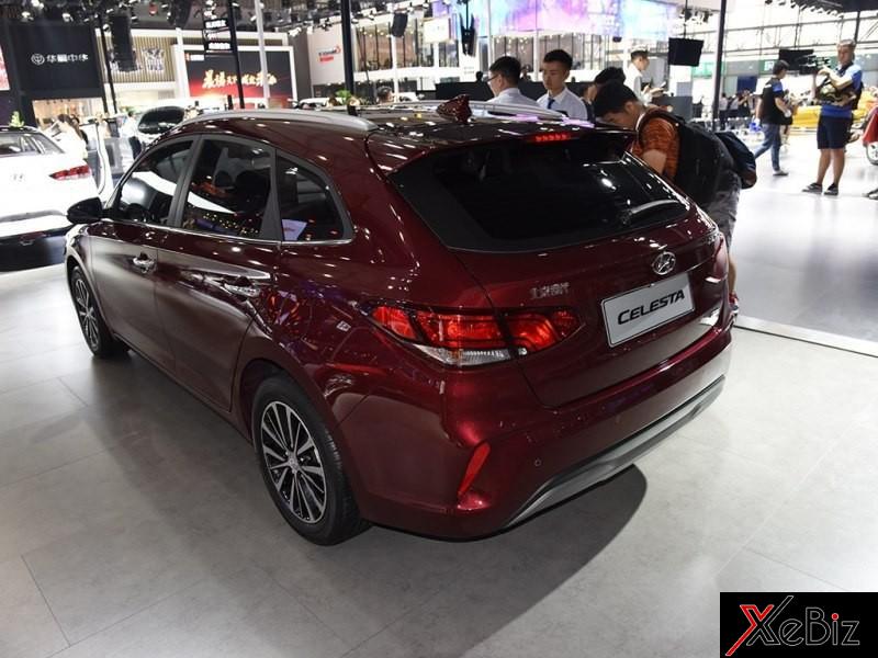 Thiết kế phía sau của Hyundai Celesta Wagon