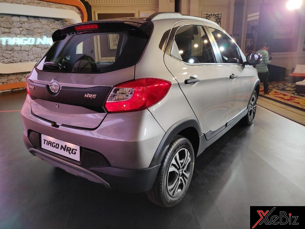 Đuôi xe Tata Tiago NRG Đuôi xe Tata Tiago NRG