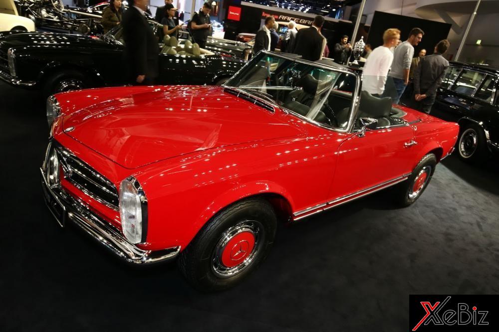 xe Brabus độ Mercedes-Benz cổ tại Triển lãm ô tô Frankfurt 2017 màu đỏ.