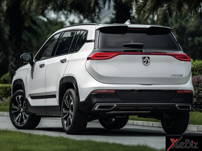 Baojun CN210S nhìn từ phía sau