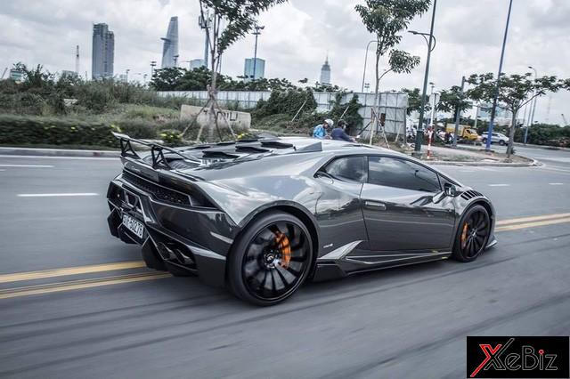 Bộ đôi Lamborghini và McLaren “tung tẩy” giữa đường phố Sài Gòn 04