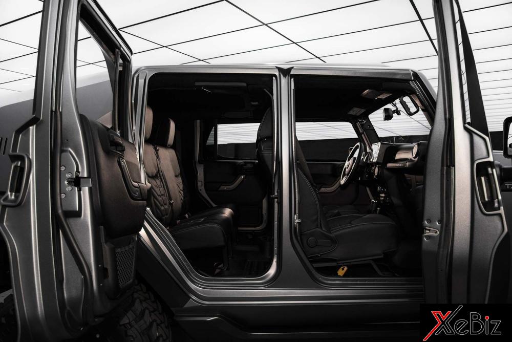 Cửa mở ngược của Rezvani Tank Cửa mở ngược của Rezvani Tank