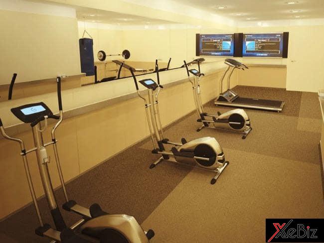 Thậm chí trên máy bay còn có một phòng tập gym