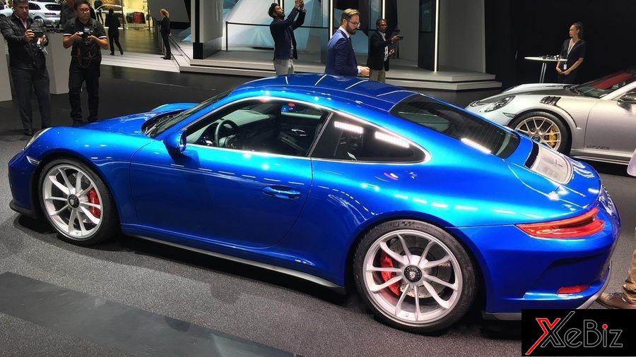 thân xe Porsche 911 GT3 4