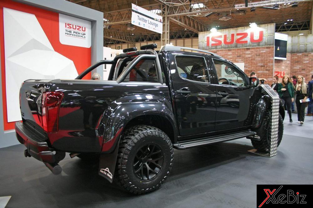 Isuzu D-Max Arctic Trucks Stealth đi kèm bộ lốp off-road hầm hố Isuzu D-Max Arctic Trucks Stealth đi kèm bộ lốp off-road hầm hố