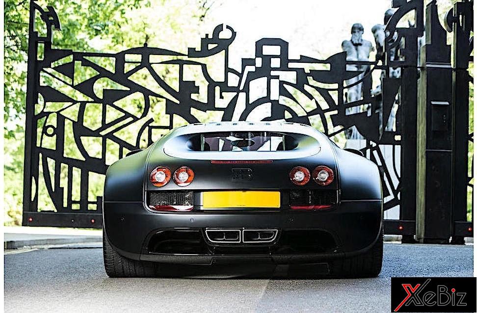 Đơn vị rao bán khẳng định trên thế giới không còn nhiều chiếc Veyron Super Sport đẹp và mới như vậy được cho lên sàn
