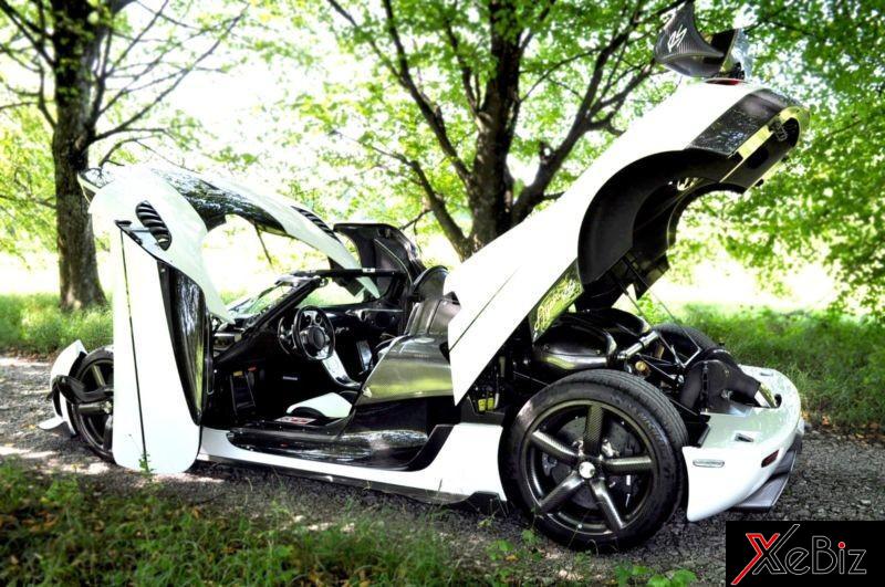 một chiếc Koenigsegg Agera RS đã đạt được tốc độ cao nhất là 457,94 km/h