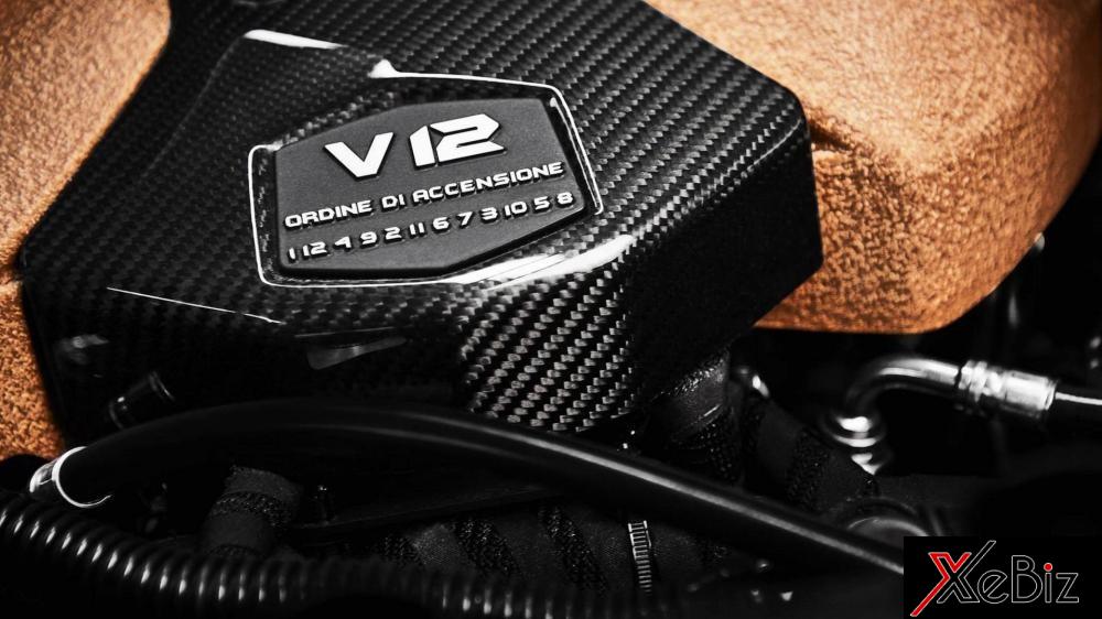 Lamborghini Aventador SVJ vẫn dùng động cơ V12, dung tích 6,5 lít Lamborghini Aventador SVJ vẫn dùng động cơ V12, dung tích 6,5 lít