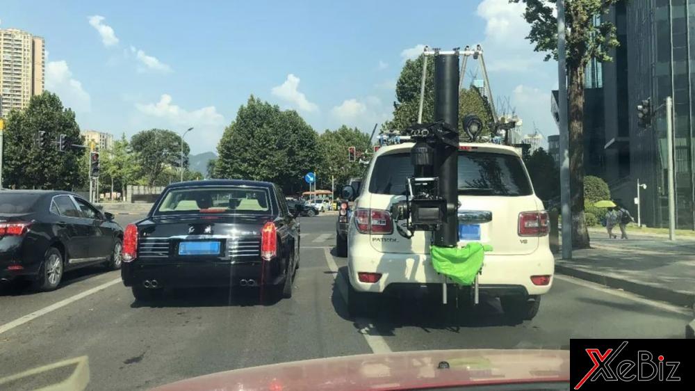 Chiếc Hồng Kỳ L5 chạy trên đường phố Trùng Khánh Chiếc Hồng Kỳ L5 chạy trên đường phố Trùng Khánh